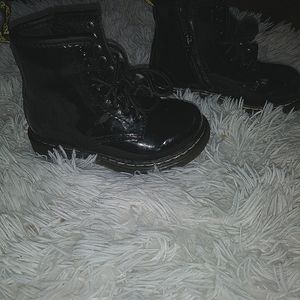 Toddler winter black shiny boots